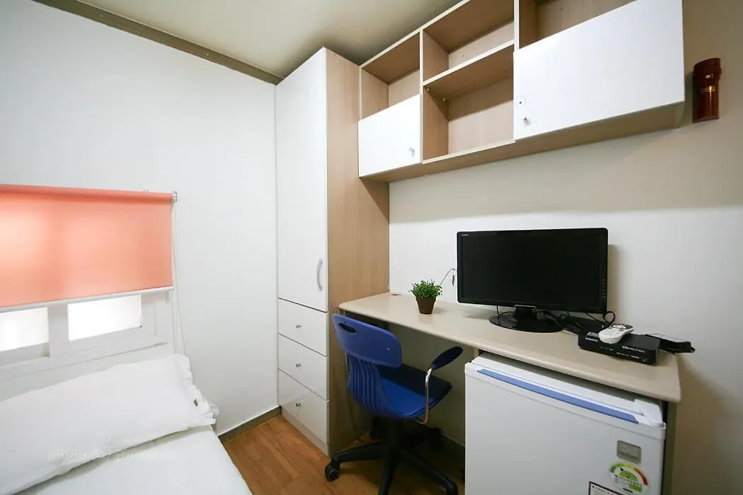 Rodem House Nonhyun Hostel Seoul