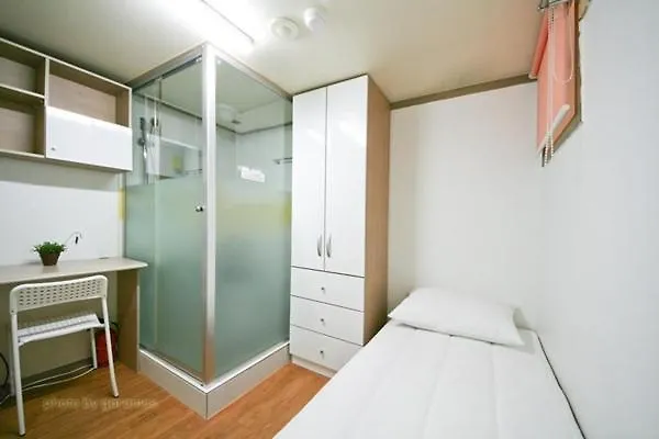 Rodem House Nonhyun Hostel Seoul South Korea
